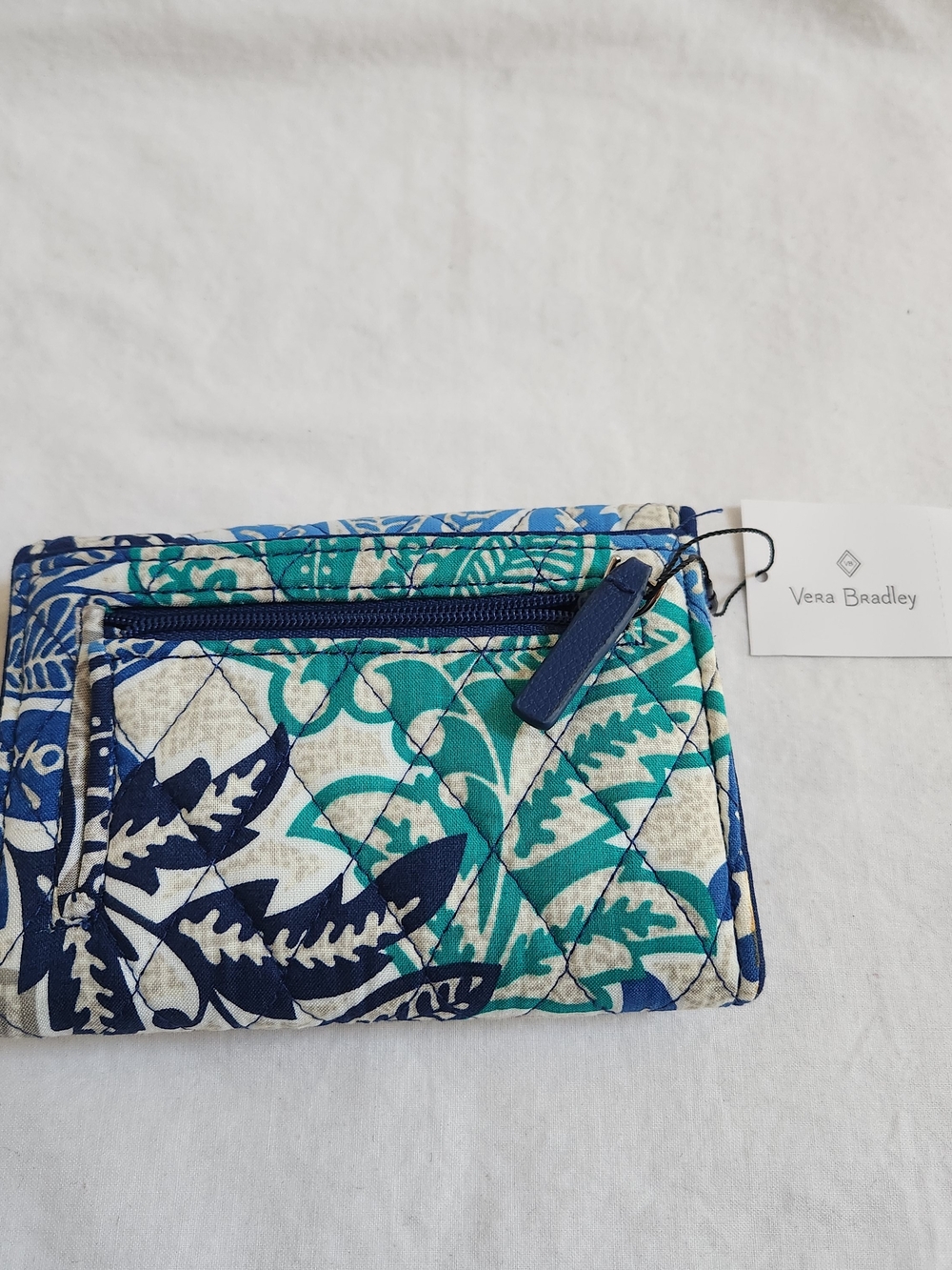 New Vera Bradley Santiago Wallet - Picture 5 of 7